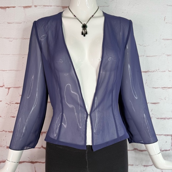 Sheer lightweight Periwinkle Blue Three Quarter Inch Sleeve Shrug Top Size XS - Picture 15 of 15